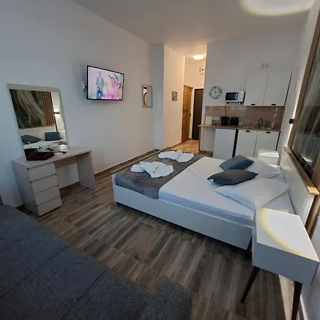 Apartament La Playa - Studiouri Pe Plaja Cu Sezlong Inclus Eforie Nord