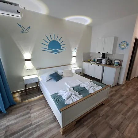 Apartament La Playa - Studiouri Pe Plaja Cu Sezlong Inclus