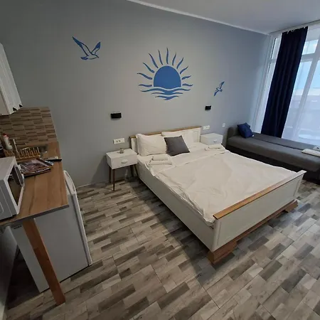 La Playa - Studiouri Pe Plaja Cu Sezlong Inclus